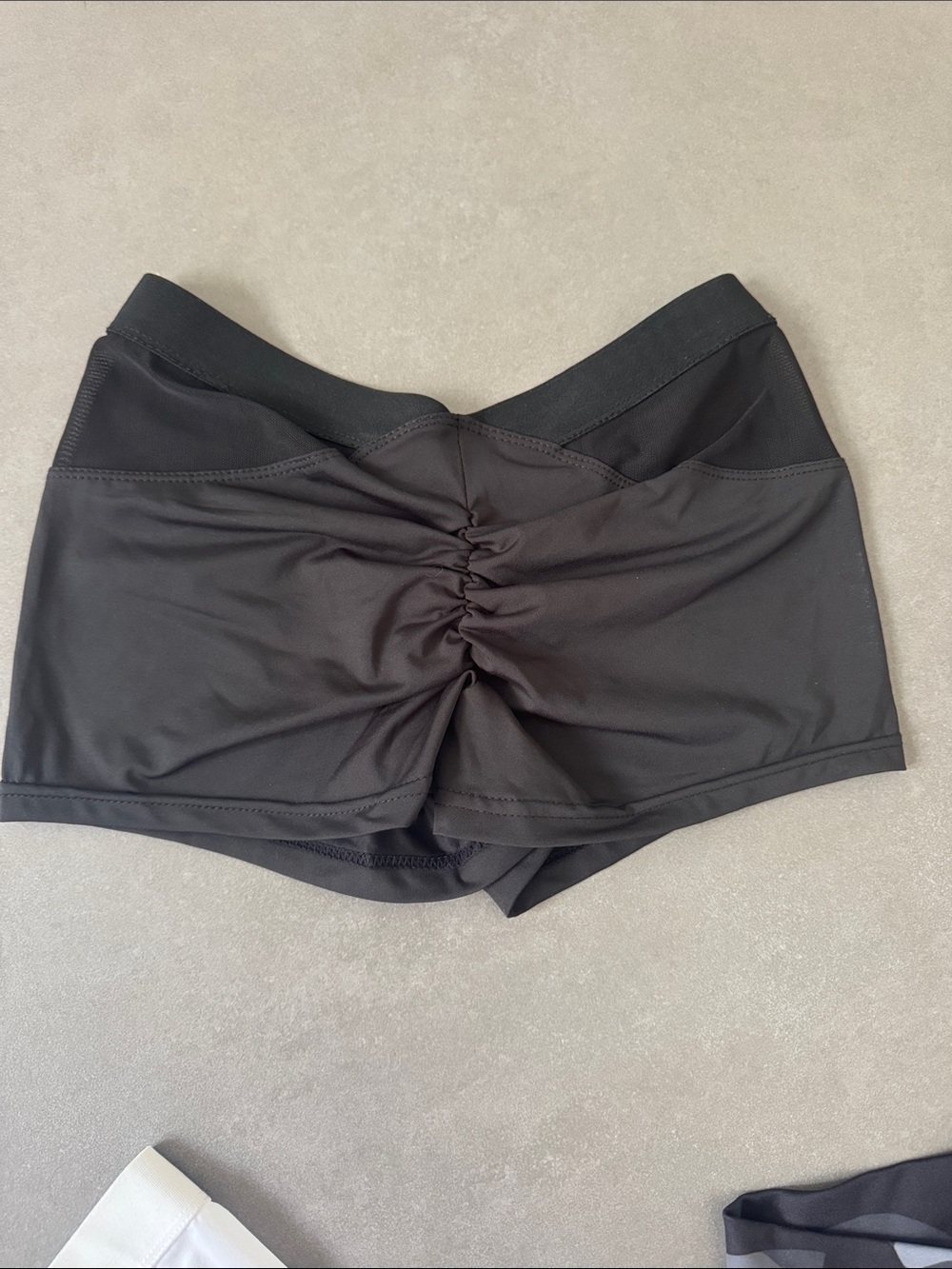 3 pairs women’s spandex shorts Athletic Camo - Black/White- mesh sides Small - Picture 7 of 9